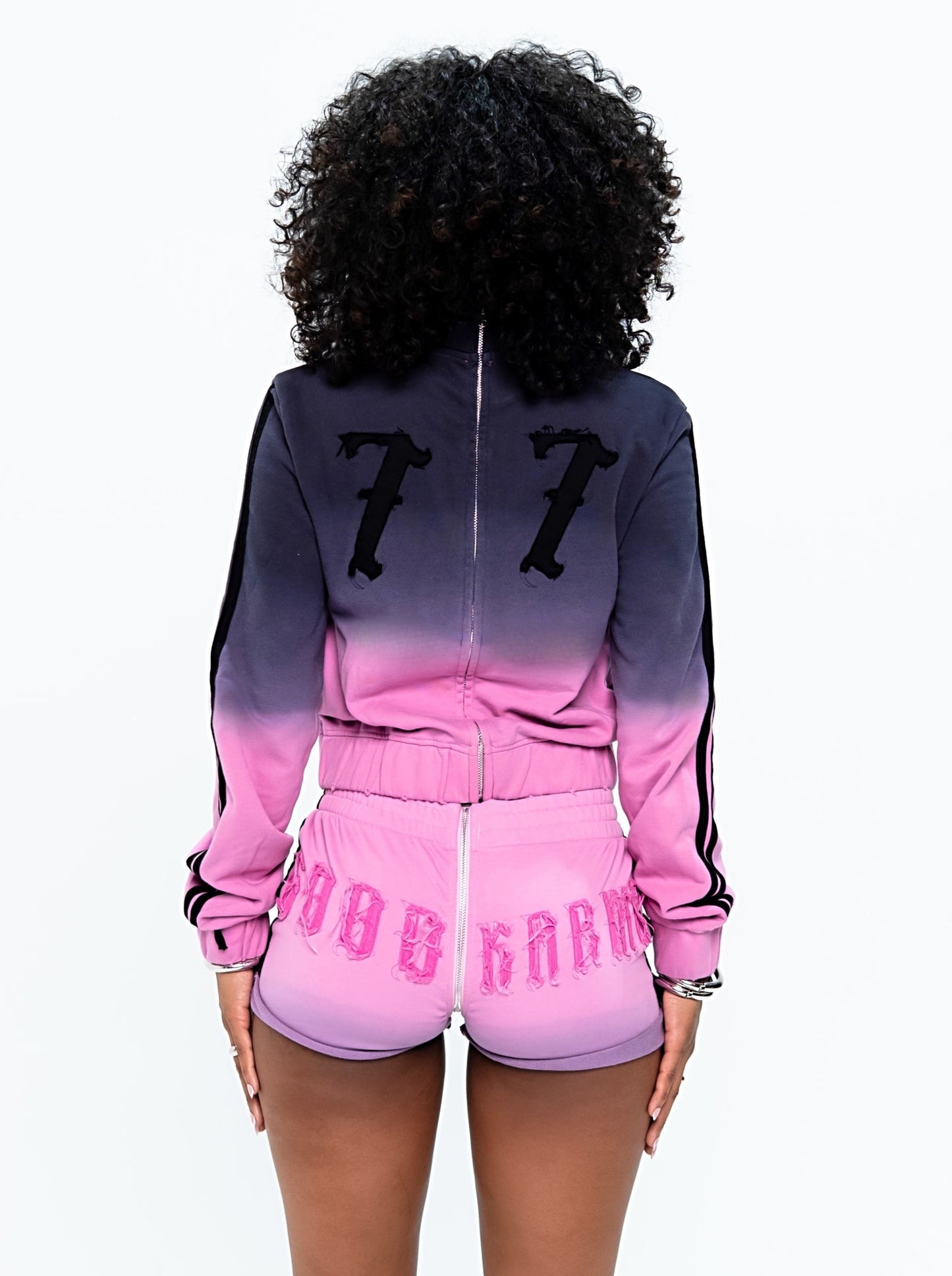 AMETHYST GOOD KARMA FULL ZIPPER SWEAT SHORTS