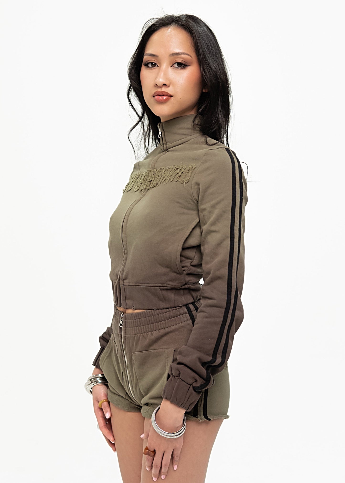 MOSS GOOD KARMA FULL ZIPPER SWEAT SHORTS