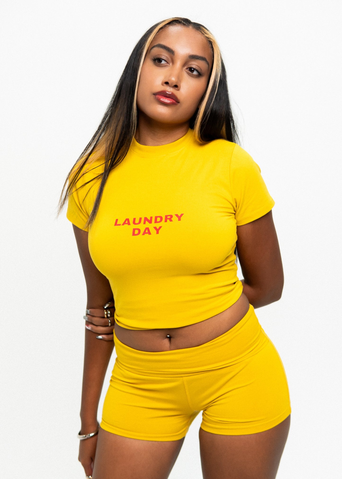 LAUNDRY DAY TEE