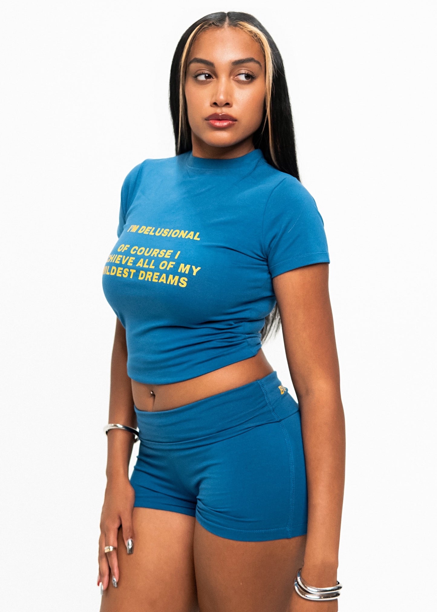 I'M DELUSIONAL TEE