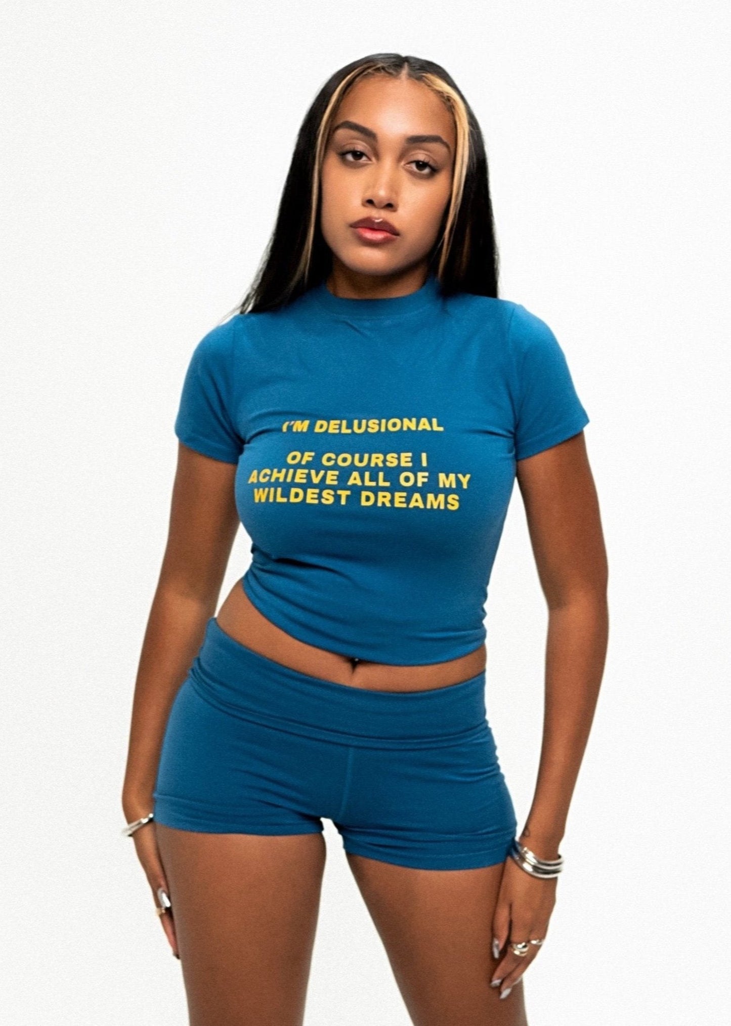I'M DELUSIONAL TEE