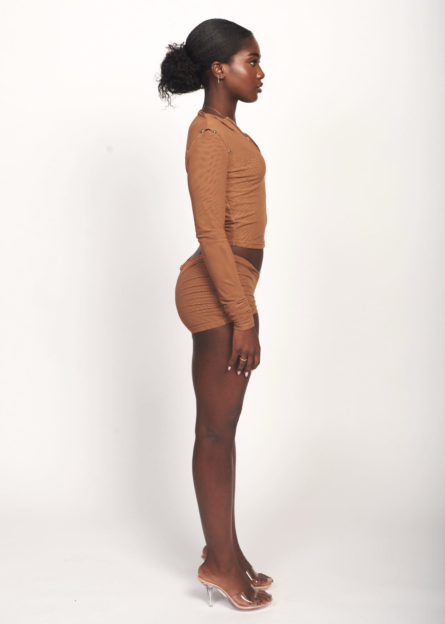 CACAO LIQUID MESH V-BACK MINI SHORTS