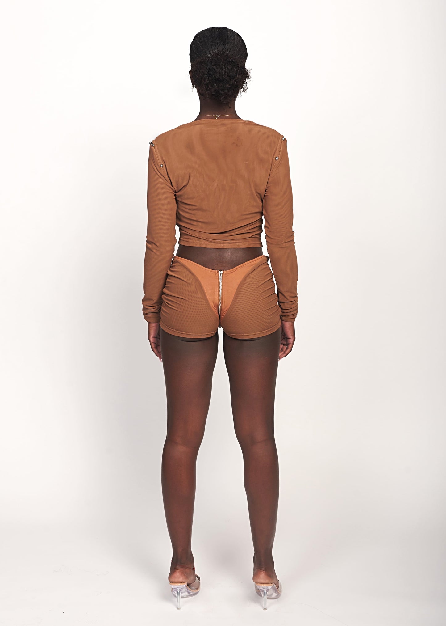 CACAO LIQUID MESH V-BACK MINI SHORTS