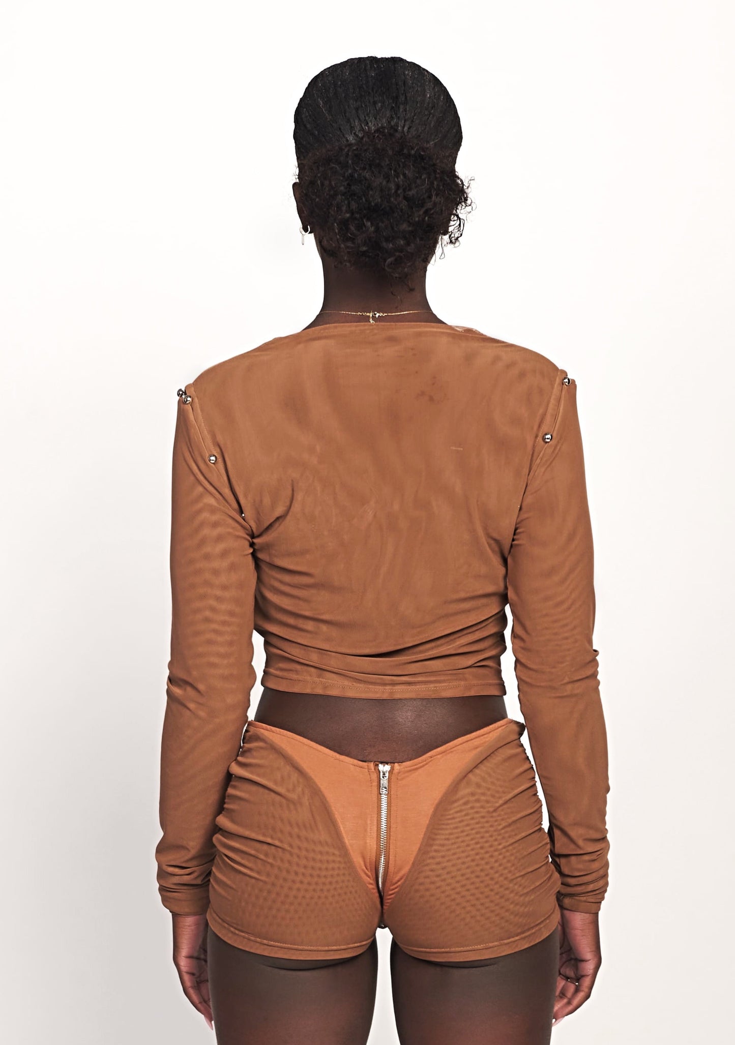 CACAO LIQUID MESH V-BACK MINI SHORTS