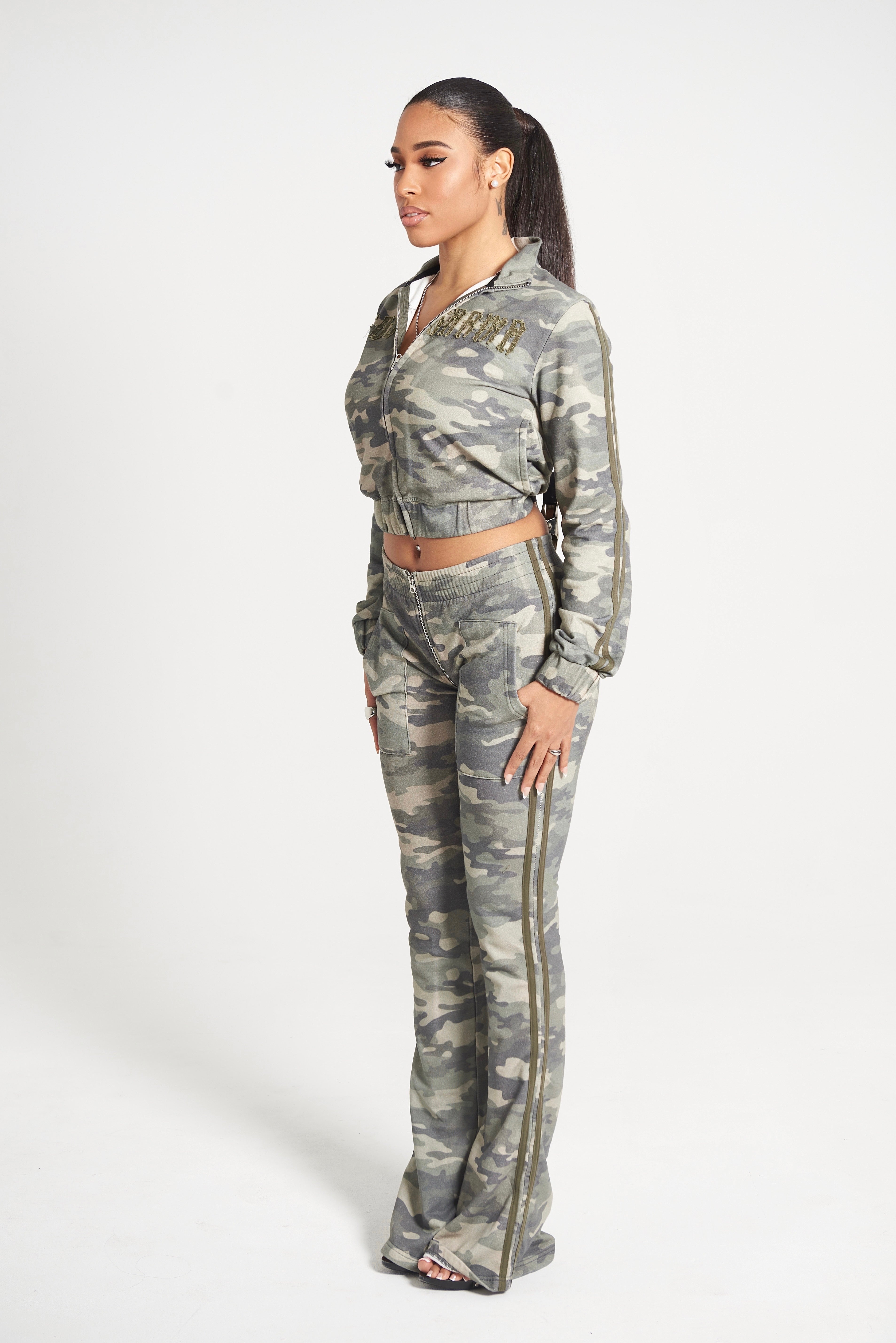 MOSS CAMO GOOD KARMA FULL ZIPPER SWEATPANTS – Karma 7