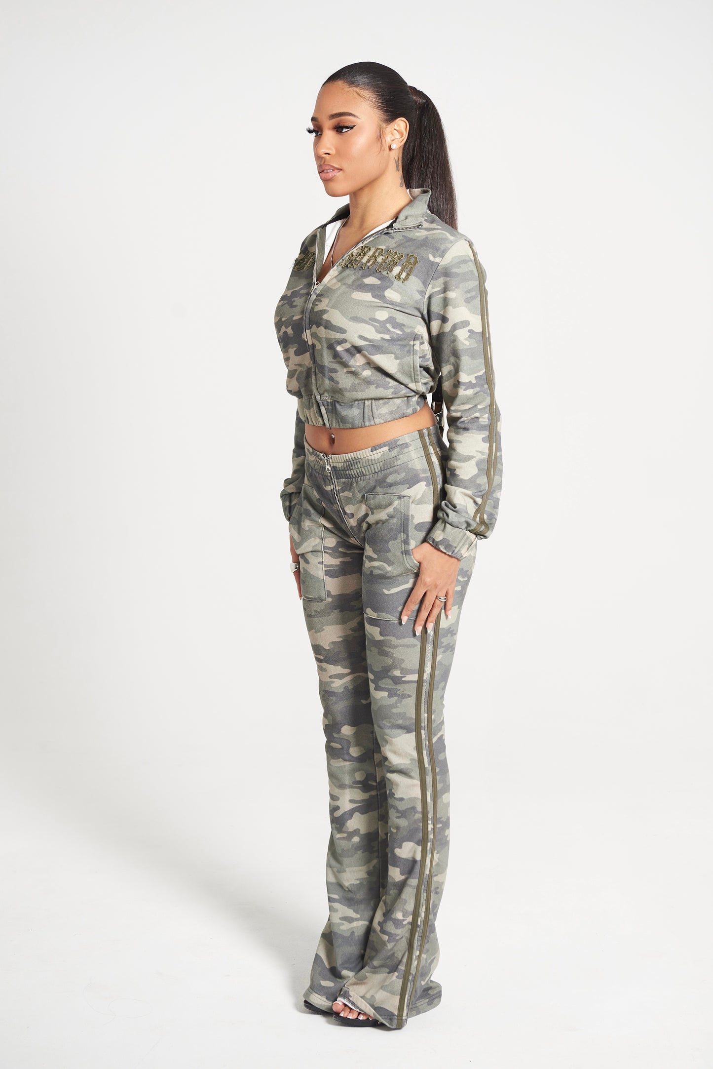 MOSS CAMO GOOD KARMA FULL ZIPPER SWEATPANTS